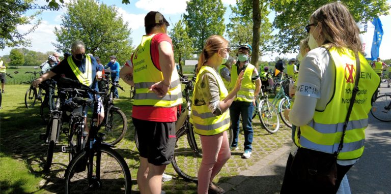 250 Menschen nahmen an der Fahrrad-Demo gegen das geplante Industriegebiet an der Nordlippestraße in Werne teil.
