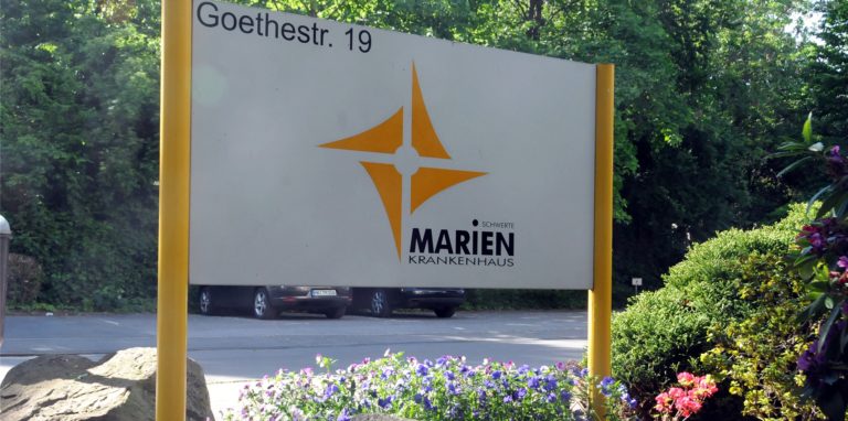 Die Tage des gelben Marienkrankenhaus-Logos sind gezählt. Die Klinik ist mit anderen katholischen Häusern in der Region Dortmund in der Katholischen St. Paulus Gesellschaft verschmolzen.