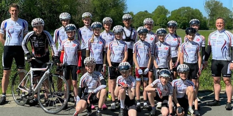 Der RSV-Nachwuchs vor einer Trainingsfahrt.