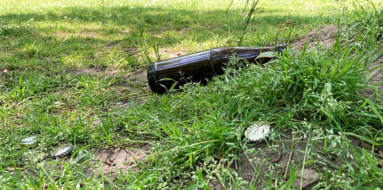Der Westpark ist, ebenso wie die Möllerbrücke, schon immer ein Treffpunkt für Junge und Junggebliebene, die Feiern wollen. In der Pandemie wurde er zu einem Ort, an dem immer wieder gegen die Infektionsschutzauflagen verstoßen wurde.