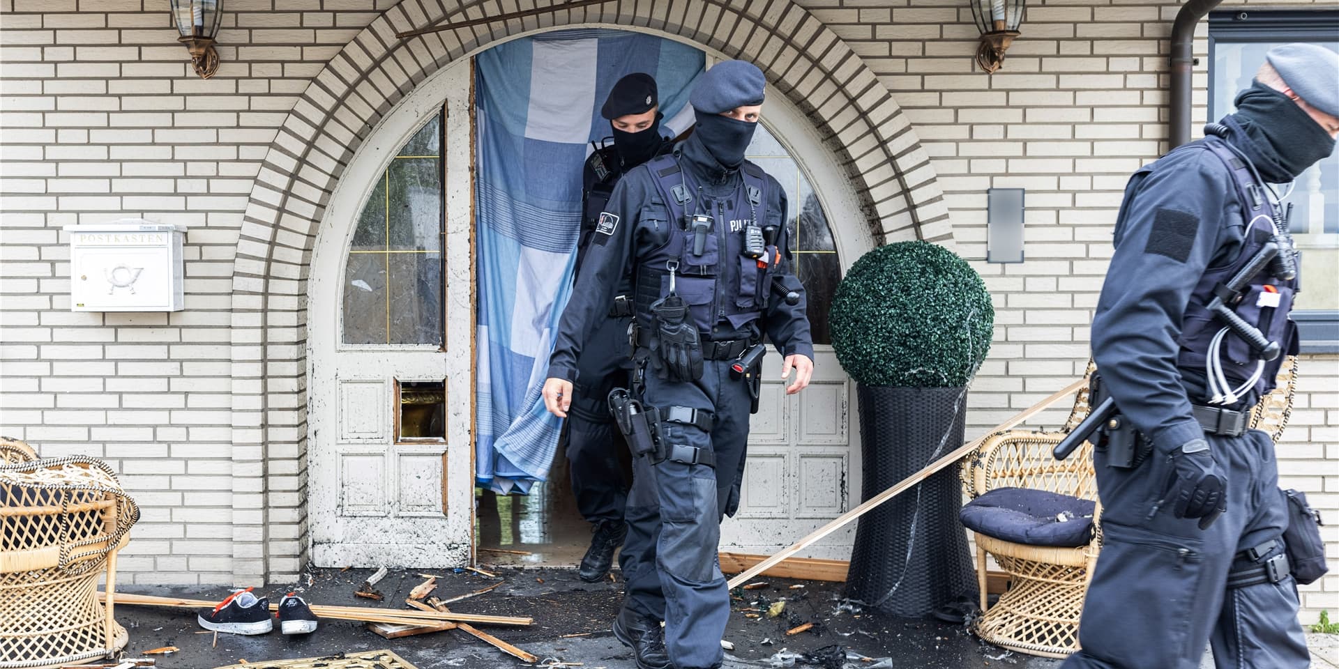 Polizisten in NRW sind bei Razzien gegen Clankriminalität vorgegangen.
