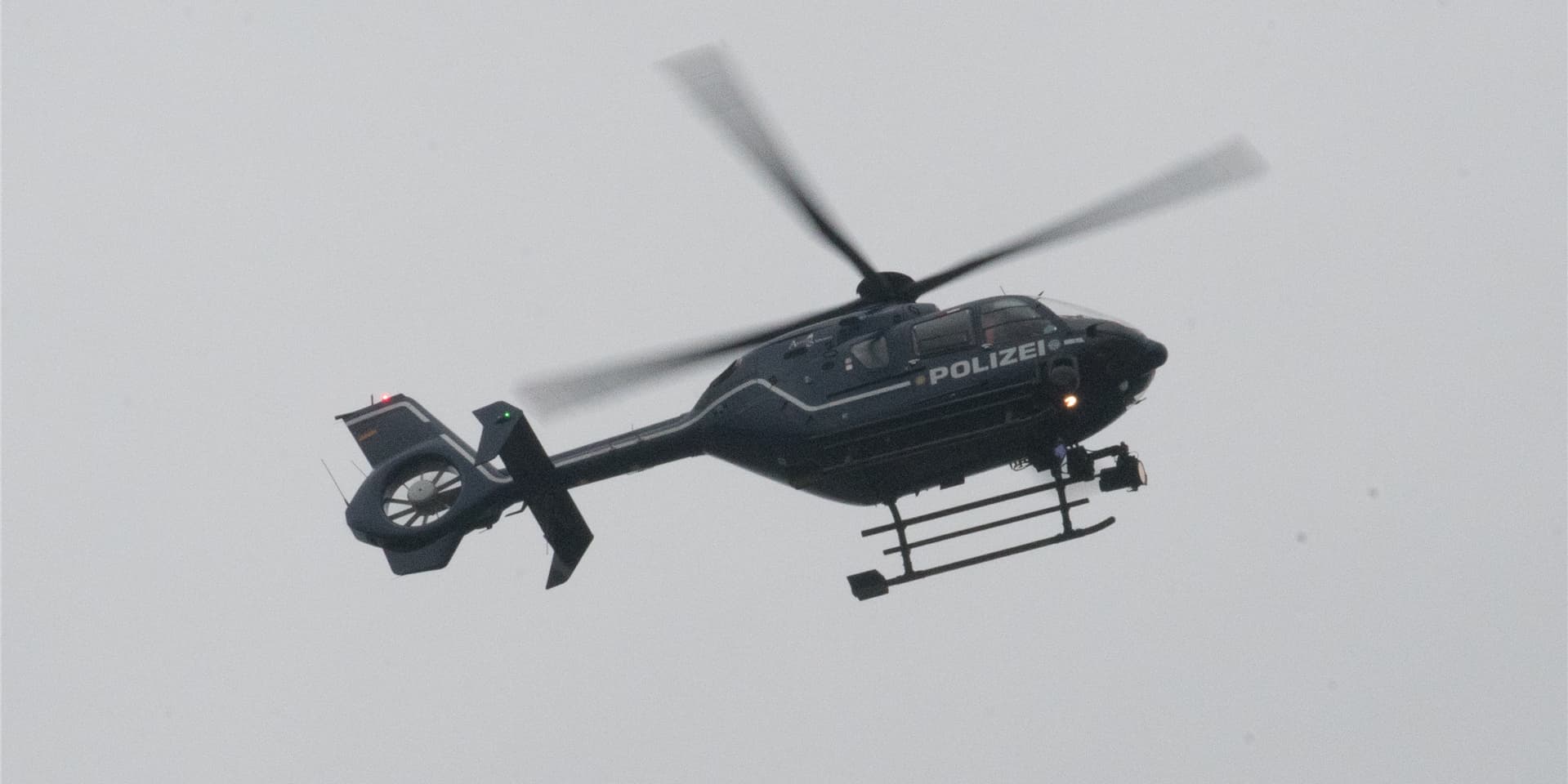 Erneut kam bei der Suche nach einem Vermissten aus Menden ein Hubschrauber der Polizei zum Einsatz.