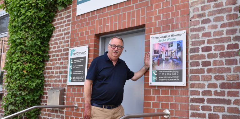 Klaus-Jürgen Hövener vermietet sein Fotostudio in Werne für Partys.
