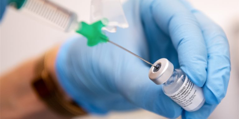 Der Covid-19-Impfstoff von Biontech/Pfizer scheint auch vor der Delta-Variante gut zu schützen.