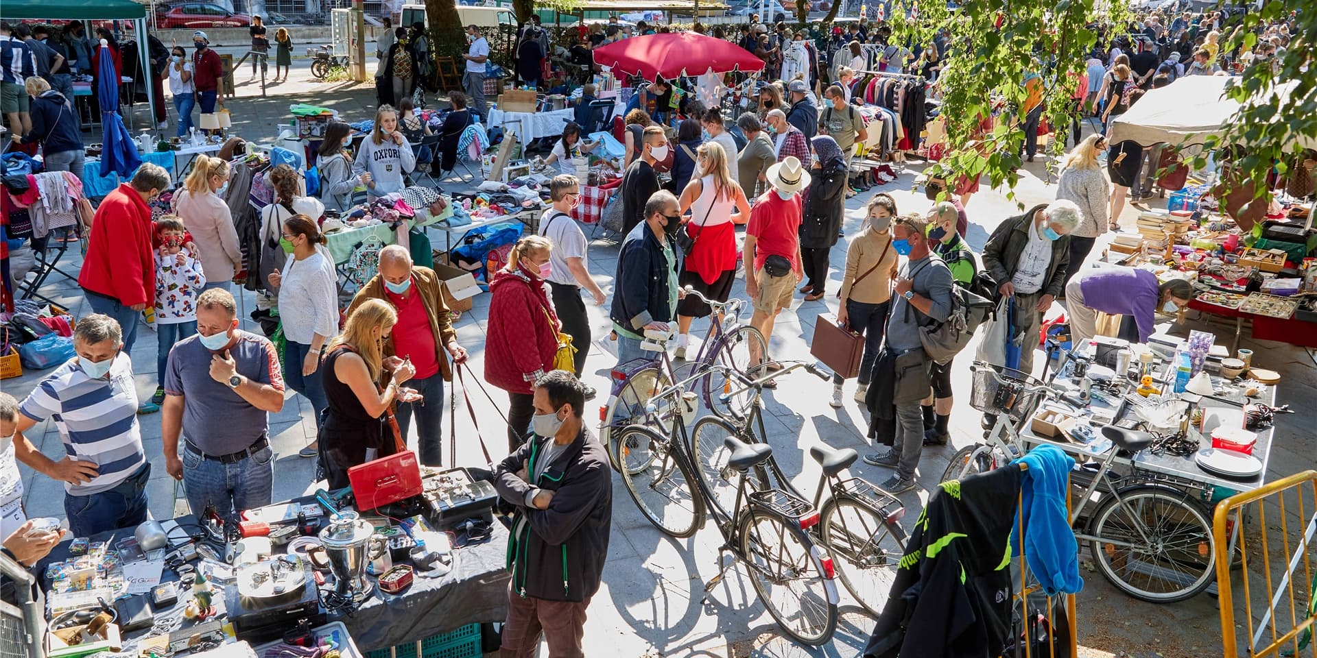 In Menden wird es am kommenden Sonntag (4. Juli) einen Flohmarkt mit verkaufsoffenem Sonntag geben (Symbolbild).