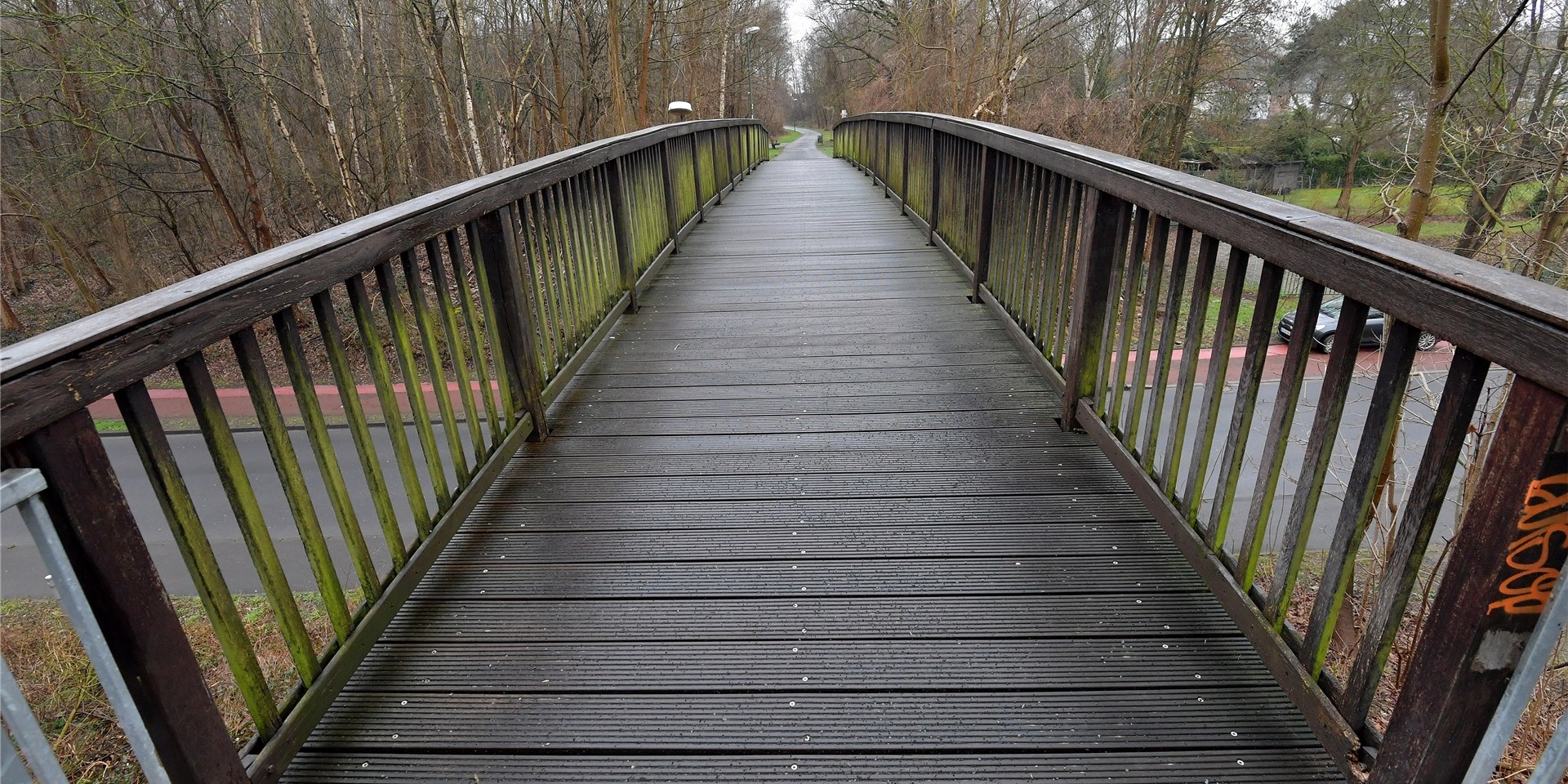 Das Archivbild zeigt die Brücke an der Bahnstraße im März dieses Jahres.