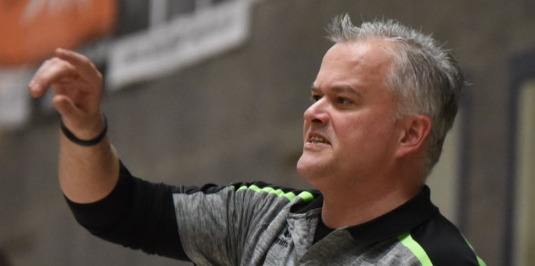 Mike Rothenpieler, Trainer der Bezirksliga-Handballer des HC Heeren, muss einen überraschenden Abgang in seinem Kader hinnehmen.