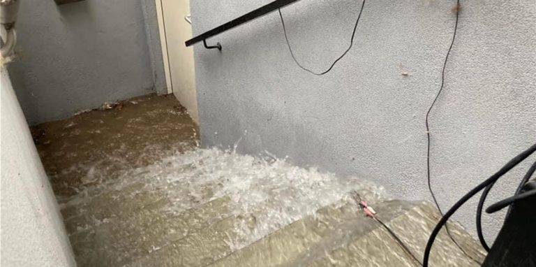 Das Wasser drang in viele Keller in Werne vor – wie hier an der Körnerstraße.