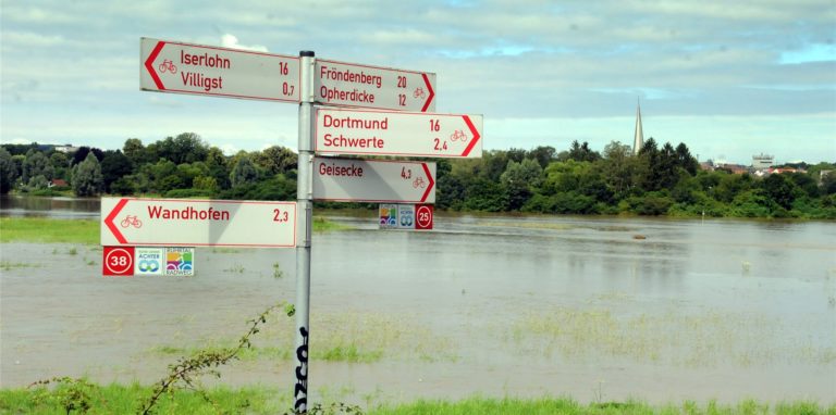 Bei dieser Seenlandschaft in den Ruhrwiesen bekommt der Name „Schwerte an der Ruhr“ eine ganz andere Bedeutung. Wie sah es am Wochenende aus?