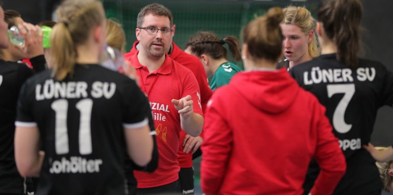 Marcel Mai, Trainer der LSV-Damen, hofft auf den Verbleib in der Liga am Ende der kommenden Saison. Er weiß aber, dass es nicht leicht wird in der Oberliga.