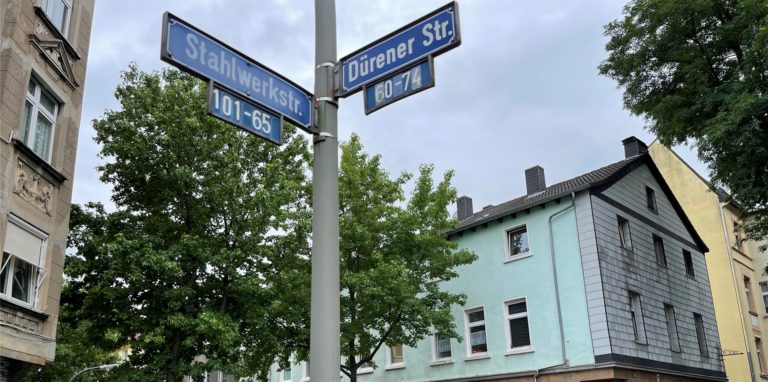Das Gebiet rund um die Dürener Straße und die Stahlwerkstraße musste am Montagabend wegen eines Bombenfunds evakuiert werden.