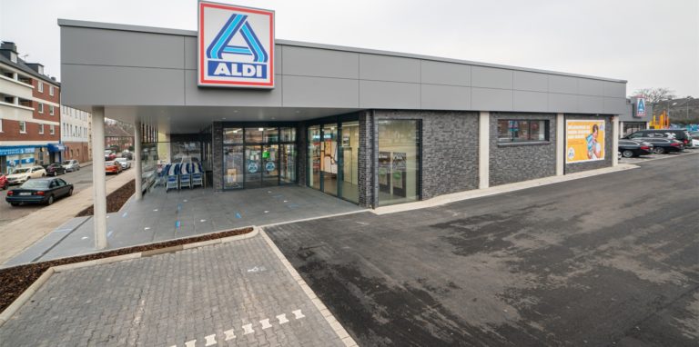 So wie dieser Aldi in Essen-Schonnebeck könnte auch die künftige Aldi-Filiale in Ascheberg an der Lüdinghauser Straße aussehen.