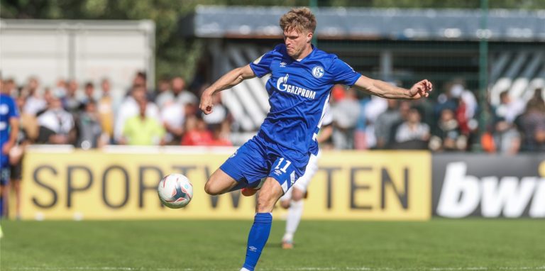 Schalke-Stürmer Marius Bülter kommt auf Touren