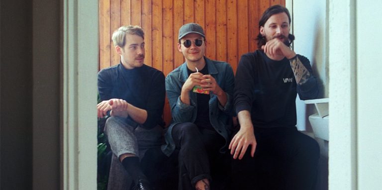 Auch die melodische Indie-Folk-Band „Walking on Rivers“ wird beim „Dortmund Tag“ der Juicy Beats Park Sessions einen Auftritt haben.