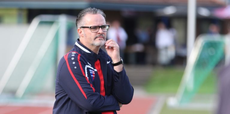 Thomas Volkenrath und die WSC-Frauen stehen vor dem ersten Pflichtspiel