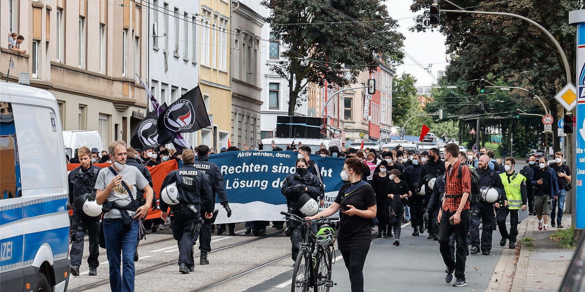 Am Sonntag (22.8.) wurde in Dormund gegen rechts demonstriert. Damit geht es heute direkt weiter.