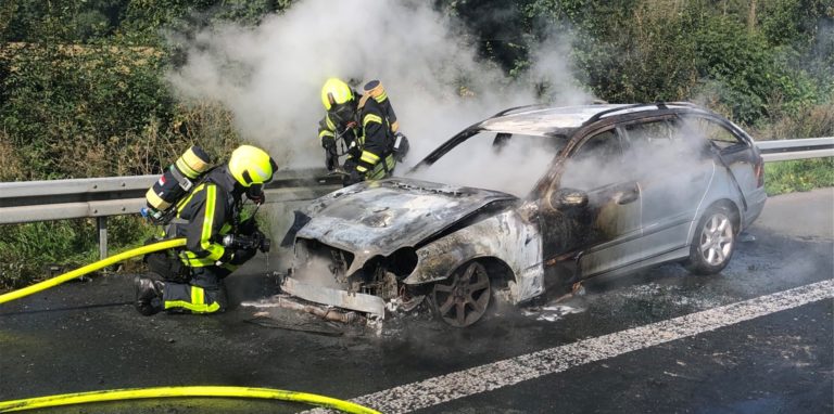 Auf der A1 zwischen Hiltrup und Ascheberg ist am Sonntag (5. September) ein Auto ausgebrannt.