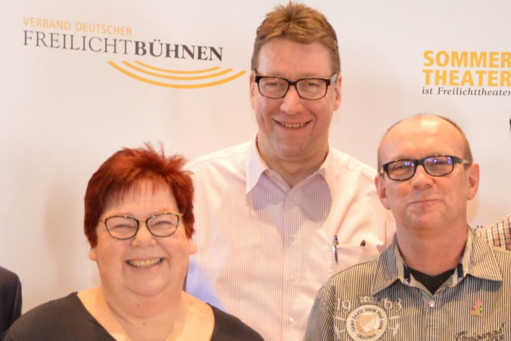Karin Zurstraßen, hier auf einem Archivbild mit Gunar Krause und Christoph Bergmann, zu sehen, kündigte an, dass sie und ihr Mann Martin kürzer treten werden.