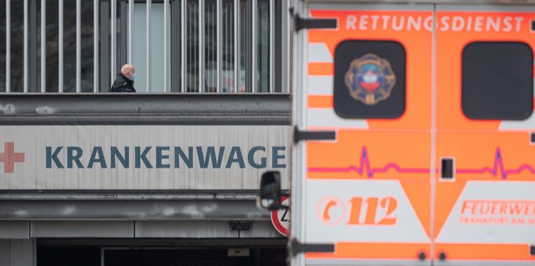 Ein Altherrenspieler musste am Wochenende nach einer Verletzung im Kreispokalspiel sofort ins Krankenhaus gebracht werden.