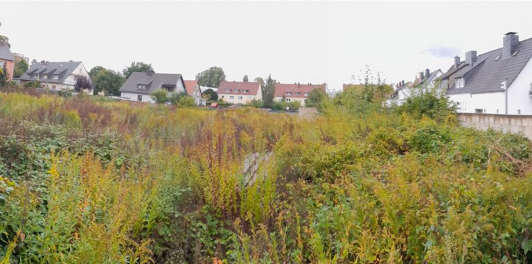 Auf diesem Grundstück soll die neue Vier-Gruppen-Kita gebaut werden: zwischen Röntgenstraße und Am Pier in Lünen.