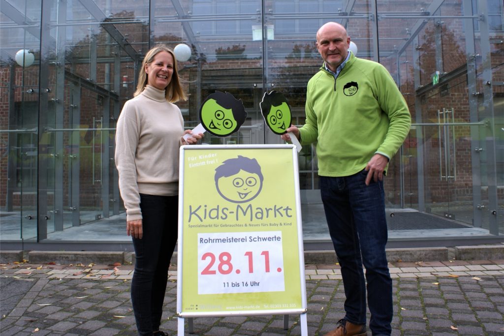 Sonja Schmolke, Stellvertretende Geschäftsführerin der Rohrmeisterei GmbH, und Kids-Markt-Veranstalter Jens Ole Wilberg freuen sich auf die Premiere am 28. November in der Rohrmeisterei Schwerte.