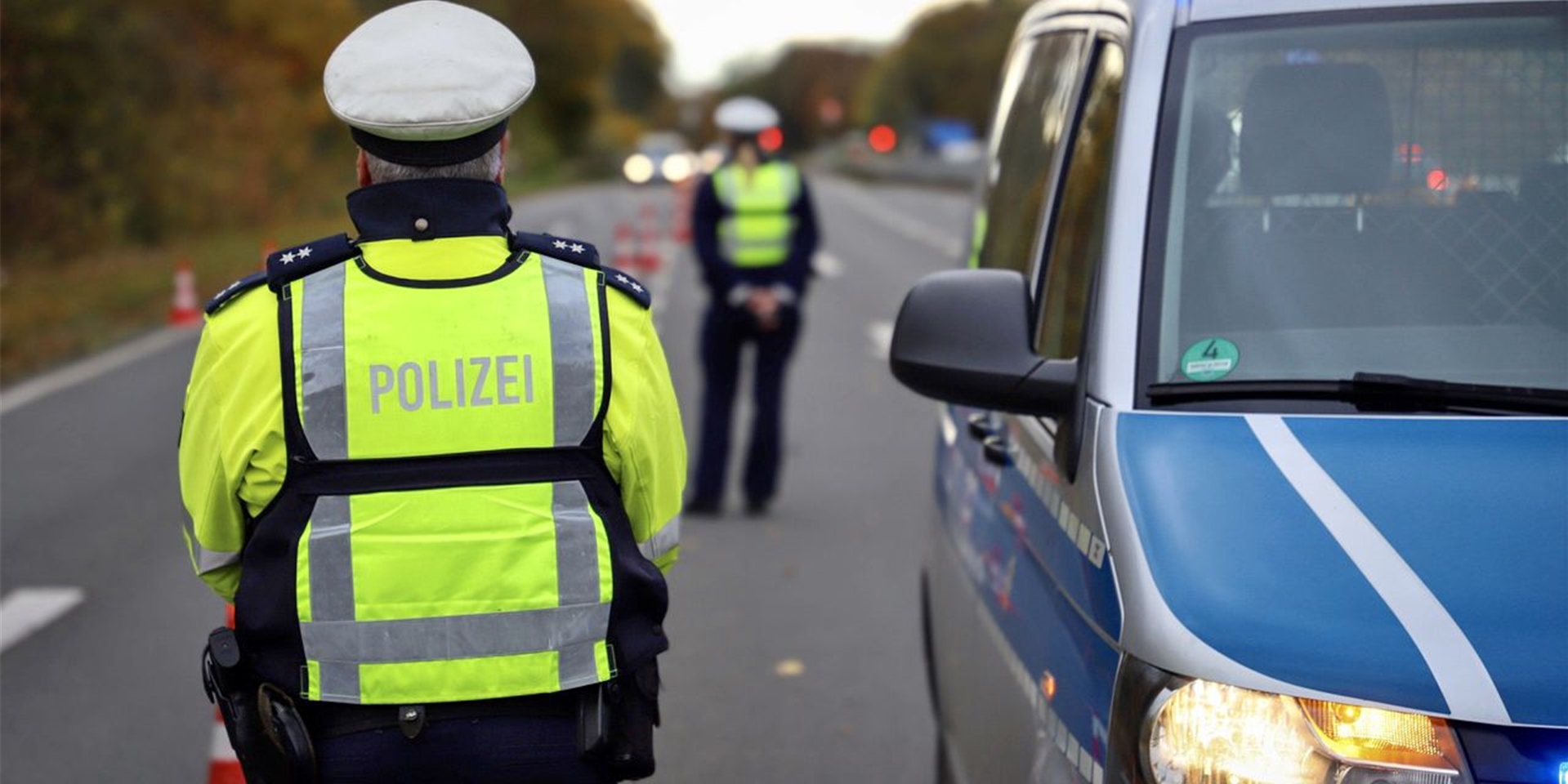 Bei einer Schwerpunktkontrolle (Archivbild) hat die Polizei im Kreis Unna zahlreiche Verstöße festgestellt.