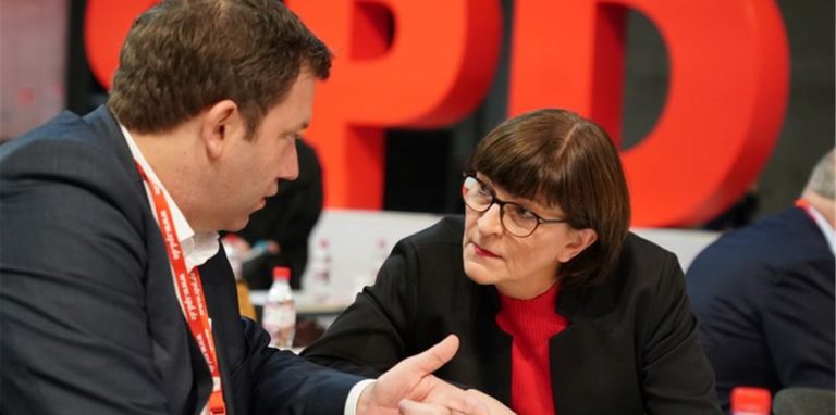 Klingbeil und Esken wollen SPD als Parteichefs führen.