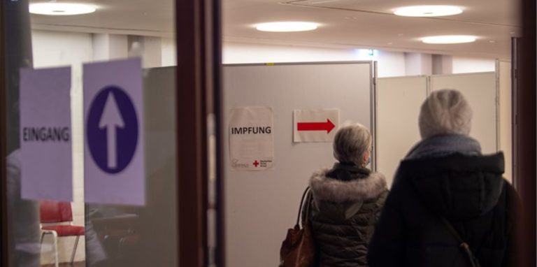 Schon den zweiten Tag in Folge erreicht die Inzidenz einen Höchstwert.