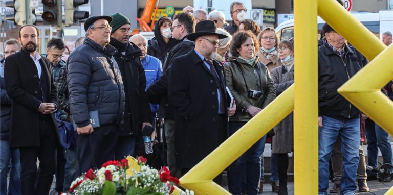 Mehrere Vertreter der jüdischen Gemeinde sorgten beim Gedenken in Dorstfeld für einen emotionalen Moment.