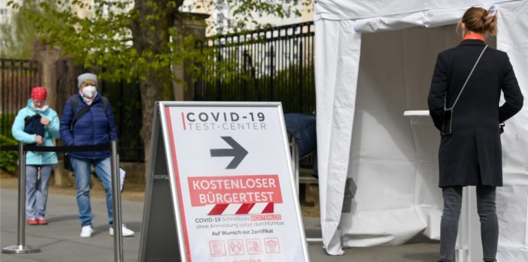 Bald sollen Corona-Bürgertests wieder kostenlos sein, mindestens einmal pro Woche.