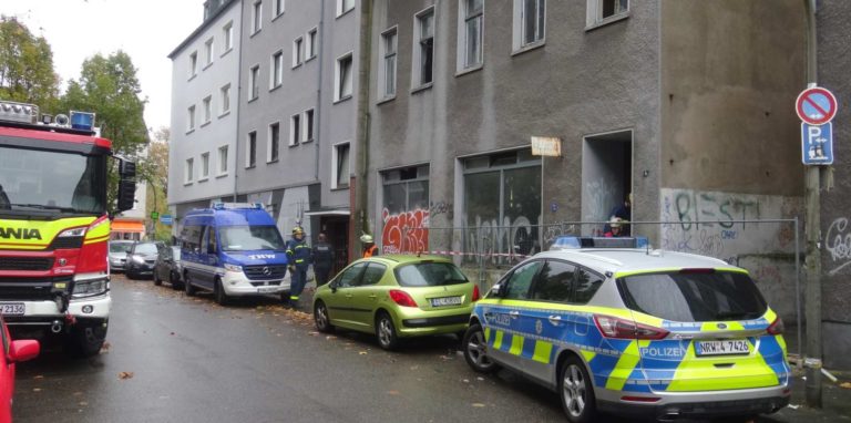 Die Polizei ist in der Nordstadt im Einsatz. Dort wurde eine Leiche gefunden.