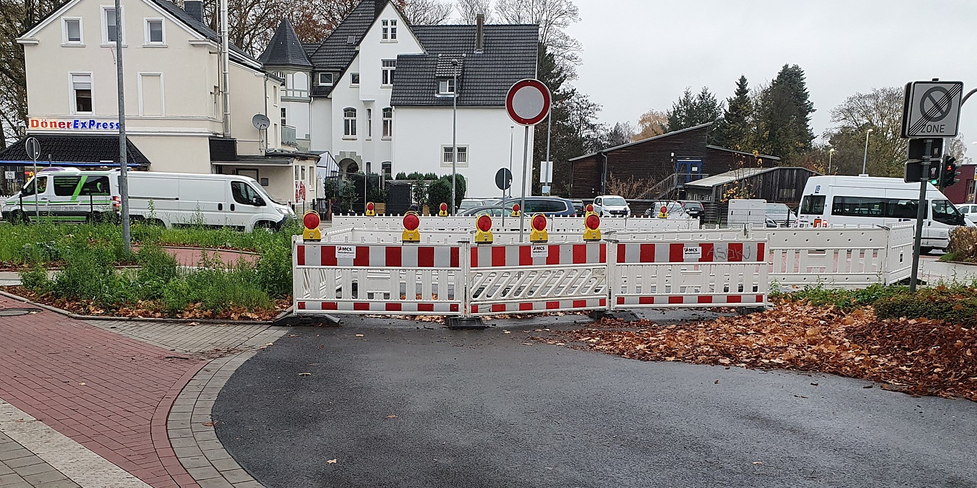 Weiterhin gibt es für Autos keine Verbindung zwischen oberer Friedrich-Ebert- und Viktoriastraße.