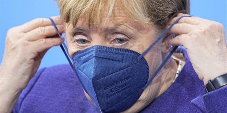 Die geschäftsführende Kanzlerin Angela Merkel (CDU) hält angesichts der dramatischen Entwicklung bei den Corona-Infektionen die aktuellen Maßnahmen nicht für ausreichend.