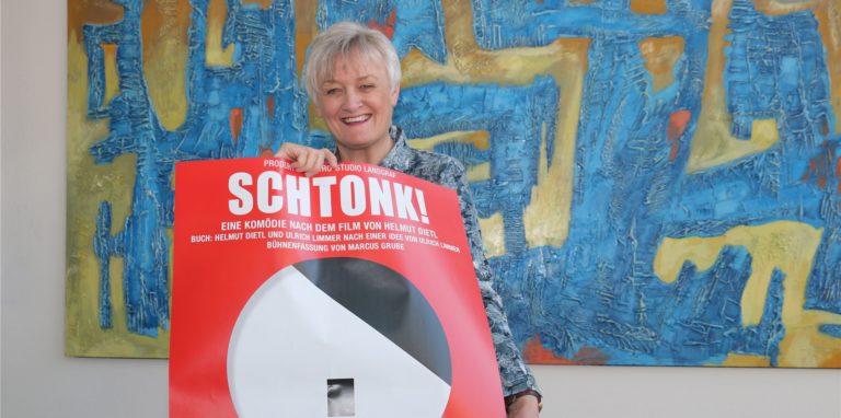 Vor einem Jahr zeigte sich Marlies Schmid-Goßheger zuversichtlich: Doch ob die Kultur-Veranstaltungen wie etwa „Schtonk!“ am Mittwochabend (1. Dezember) steigen können, ist noch ungewiss. Bei einer Absage müsste das Kulturbüro in Windeseile reagieren.