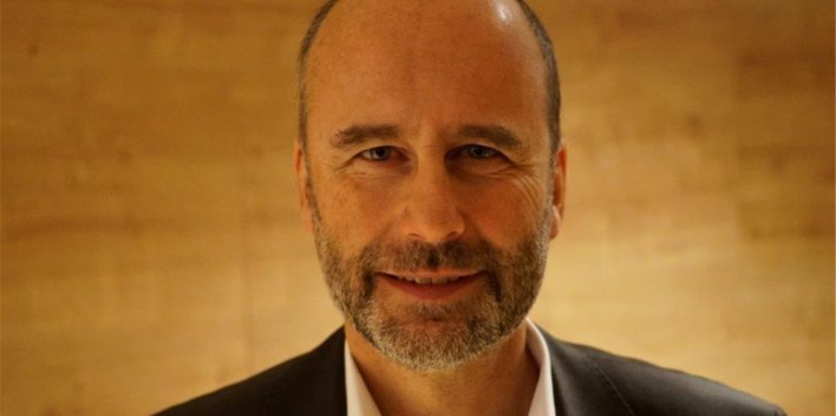 Dr. Bernhard Schaaf ist Leiter der Klinik für Pneumologie, Infektiologie und internistische Intensivmedizin am Klinikum Nord. In seinen Verantwortungsbereich fällt auch die dortige Covid-Intensivstation.