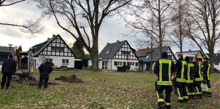 Mitten in einem Wohngebiet in Dortmund-Oespel ist eine Weltkriegsgranate gefunden worden.
