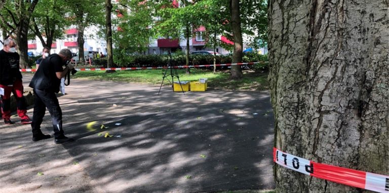 Im Blücherpark hatte ein Mann einen Brandsatz auf eine Familie geworfen.