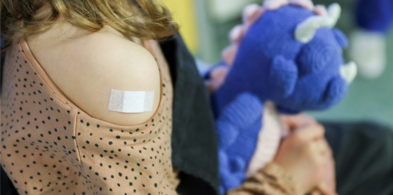 Am Samstag werden erstmals Kinder in der Stadthalle in Kamen gegen das Coronavirus geimpft. Für sie wird eine zusätzliche Impfstraße eingerichtet.