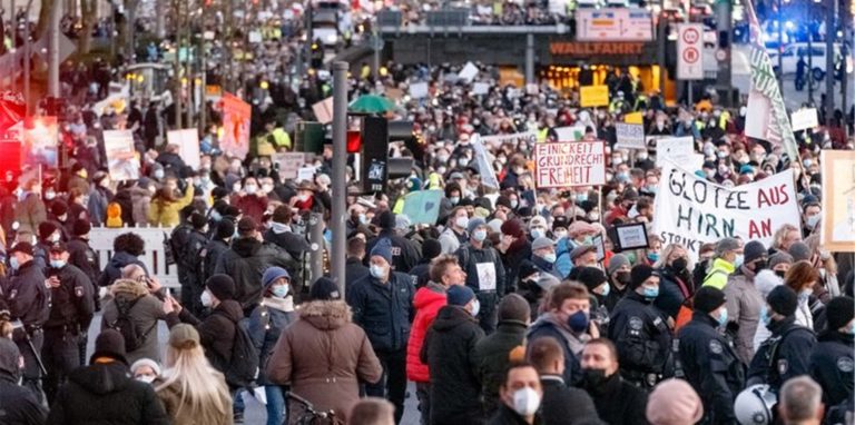 Am Samstag hat es viele Demonstrationen von Kritikern der Corona-Maßnahmen gegeben.