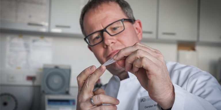 Professor Dr. Carsten Watzl arbeitet am Leibniz-Institut für Arbeitsforschung in Dortmund.