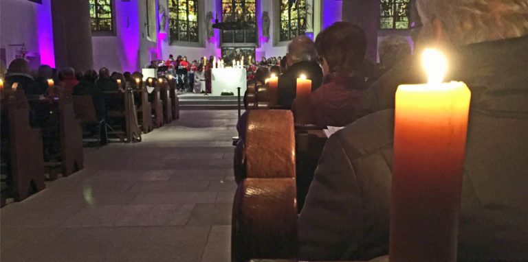 2G, 3G, mit oder ohne vorherige Anmeldung: In den Werner Kirchen gelten unterschiedliche Regeln für die Gottesdienste zu Weihnachten.