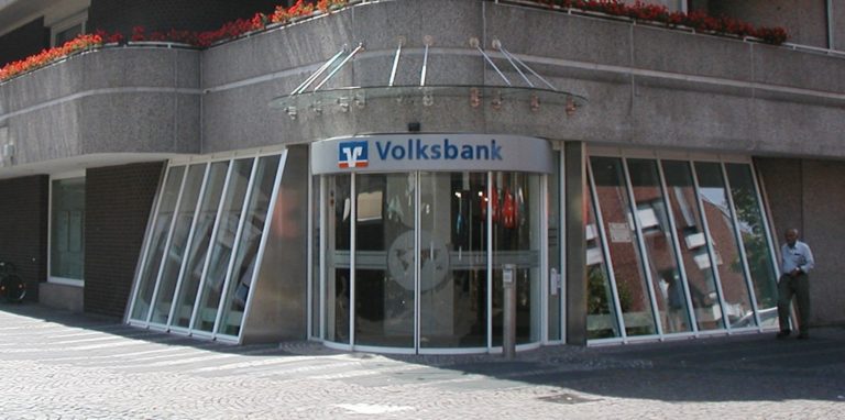 Die Volksbank Kamen-Werne passt die Öffnungszeiten der Hauptstellen Kamen und Werne zum neuen Jahr an.