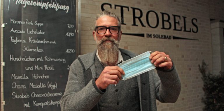 Björn Lepke (Foto) und sein Geschäftspartner Falko Husmann ziehen die Konsequenz aus der schwierigen, wirtschaftlichen Lage und schließen das Strobels im Solebad Werne bis auf Weiteres.