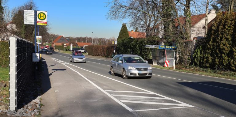 Bushaltestelle „Vaerstbrücke“ in Unna
