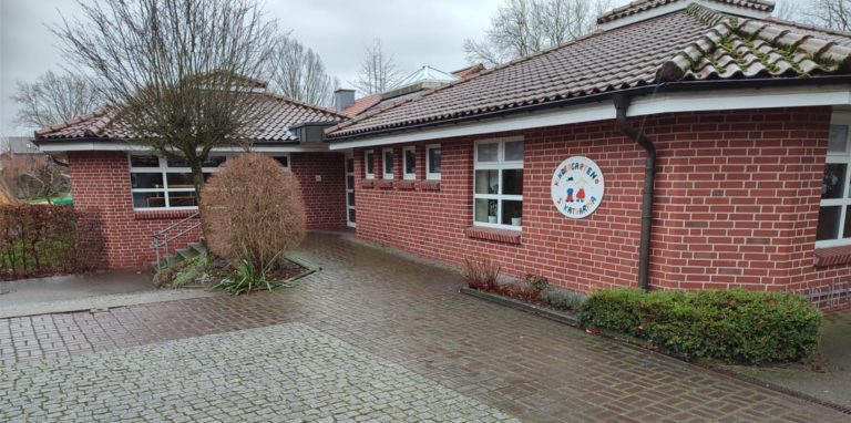 In der Kita St. Katharina in Ascheberg ist ein Omikron-Fall bekannt geworden. Eigentlich hätten sich die meisten in Kinder für 14 Tage in Quarantäne begeben müssen.