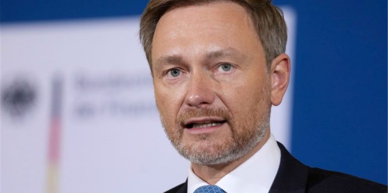 Bundesfinanzminister Christian Lindner mahnt die anderen Minister der Ampel-Regierung zu Sparsamkeit.