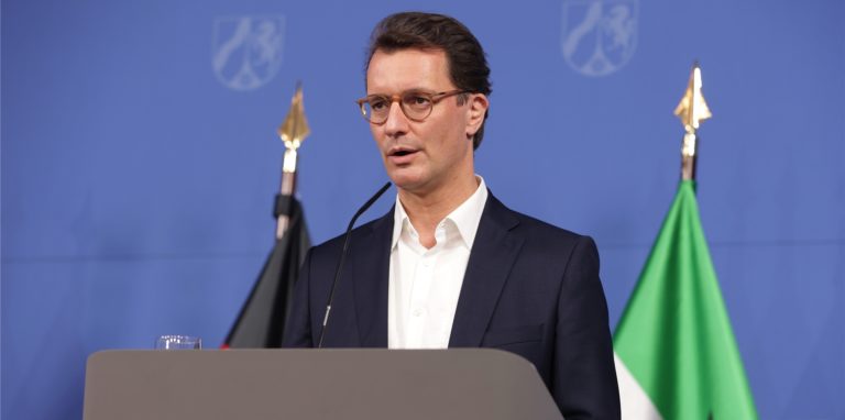 Hendrik Wüst (CDU), Ministerpräsident von Nordrhein-Westfalen.