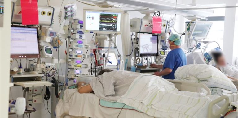 Bundesgesundheitsminister Karl Lauterbach warnt vor einer Überlastung der Krankenhäuser.