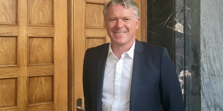 Rechtsanwalt Uwe Prein vermisste nach einem Südbad-Besuch plötzlich sein Auto.