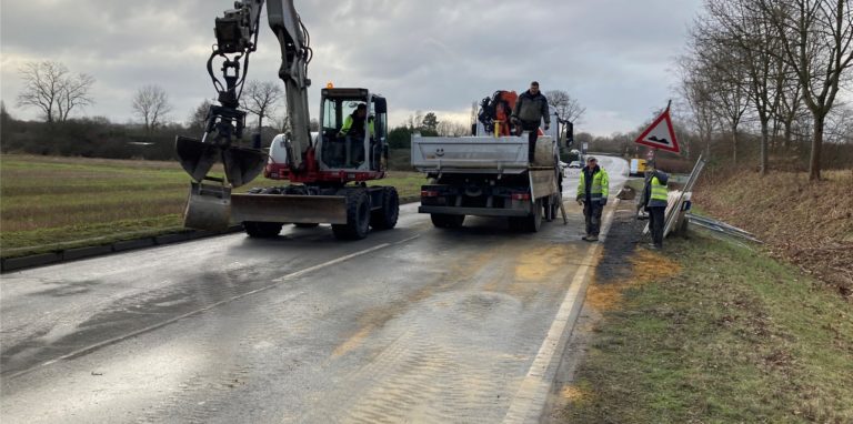 Etwas schneller fertig als gedacht: die Bauarbeiter auf der Elsa-Brändström-Straße in Brambauer.